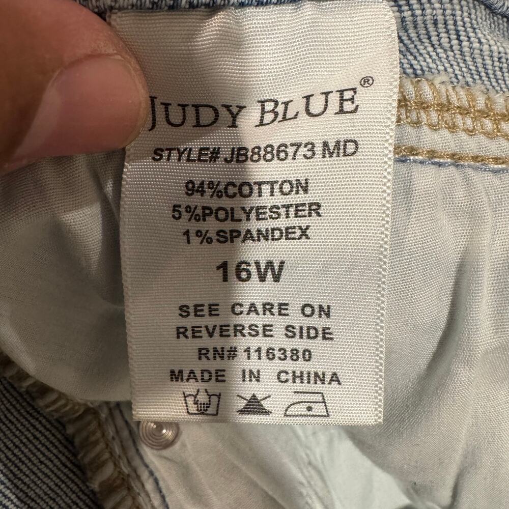 Judy Blue Women's Plus 16W NWT High Waist Retro Wide Fit Medium Wash Jeans - Picture 9 of 14